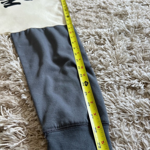 NWOT Fleece-Lined Dog Mom Sweatshirt Color Block Dog Lovers Slouchy Relaxed Fit - Picture 17 of 17